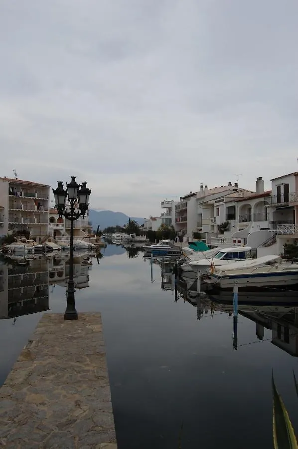 1212 Sant Maurici Vista Canal - Apivend Immo Empuriabrava Espanha