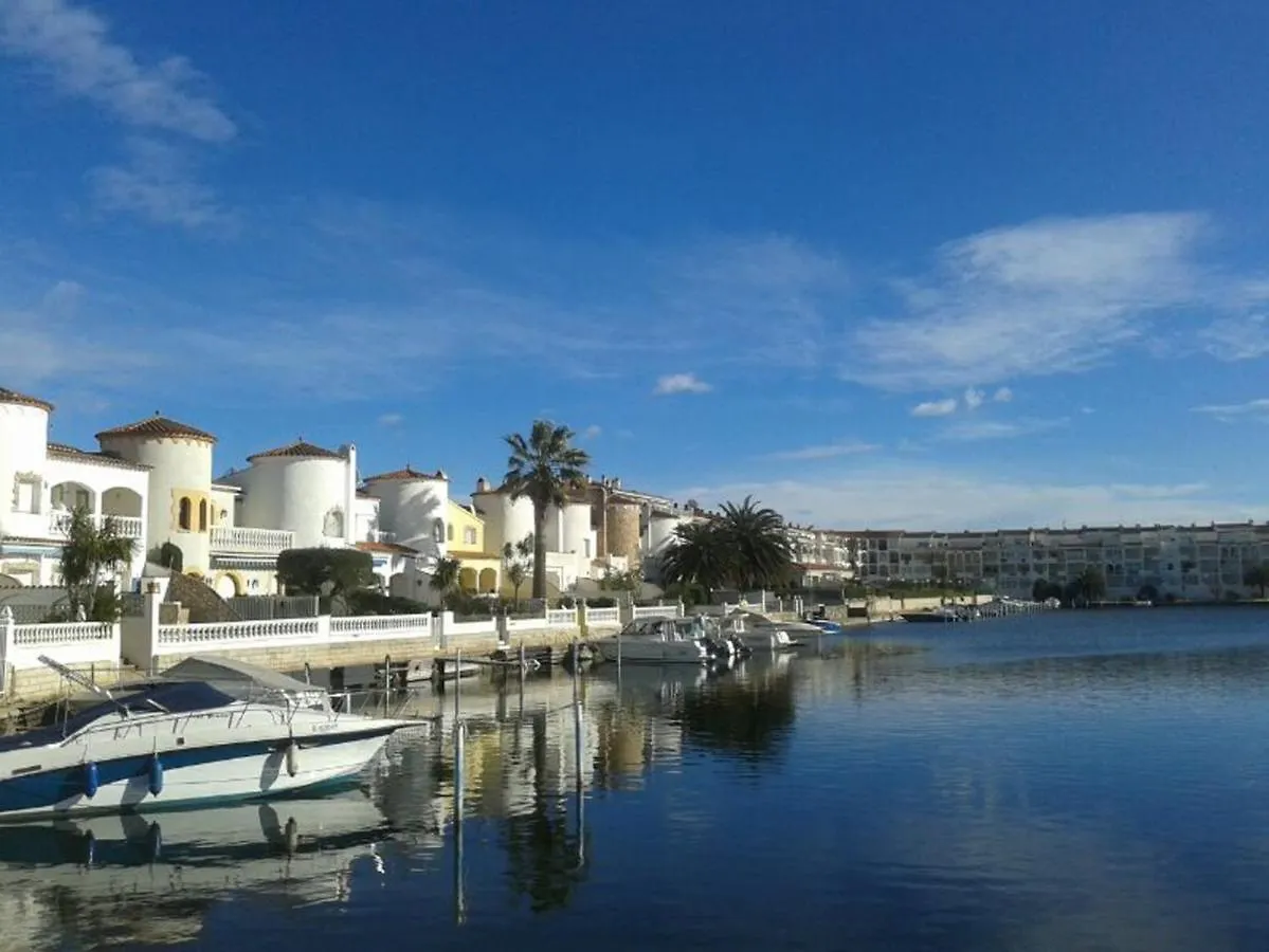 Apartamento 1212 Sant Maurici Vista Canal - Apivend Immo Empuriabrava Espanha