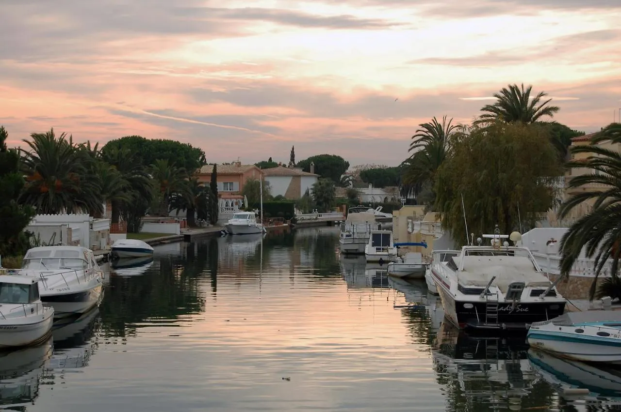 Apartamento 1212 Sant Maurici Vista Canal - Apivend Immo Empuriabrava Espanha
